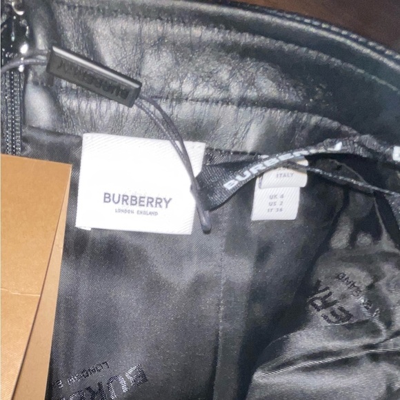 NEW Burberry Black Cutout Leather Pencil Skirt - Picture 5 of 5